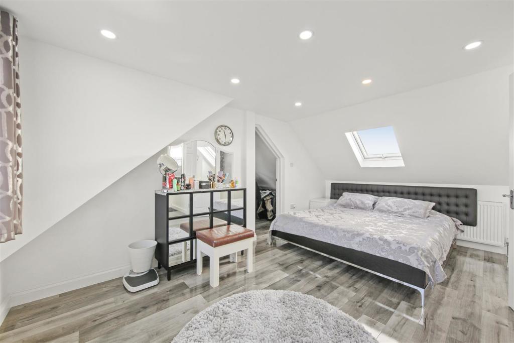 How to Build Smart Loft Conversion in Bromley