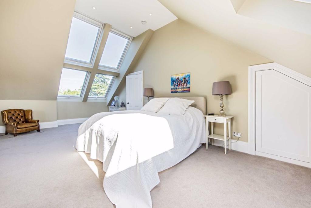 Loft Conversion Costs in Isleworth