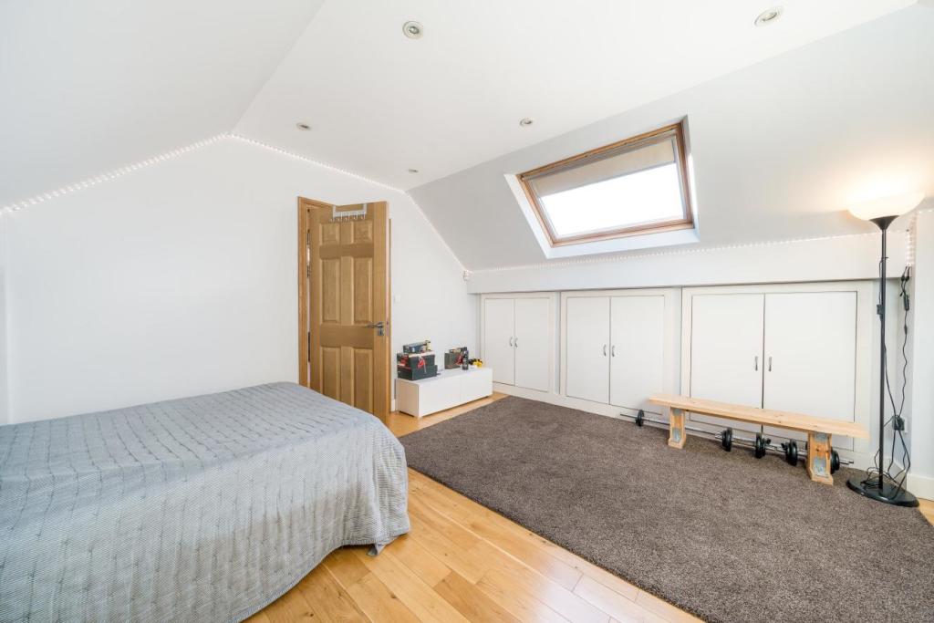 Plan a Southwark Loft Conversion That Fits the Property and the Planning Context